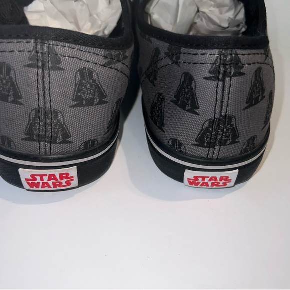 Lucasfilms, ltd Star Wars Darth Vader Canvas Shoes Men's Size 12 Never Worn - Picture 10 of 13
